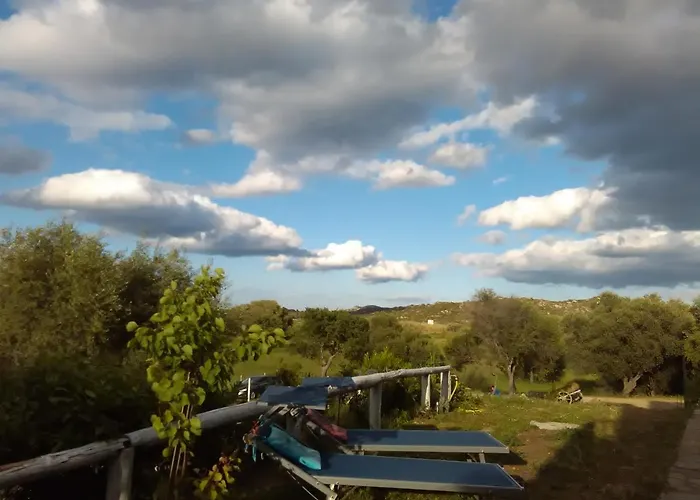 Panzió La Taerra Porto San Paolo